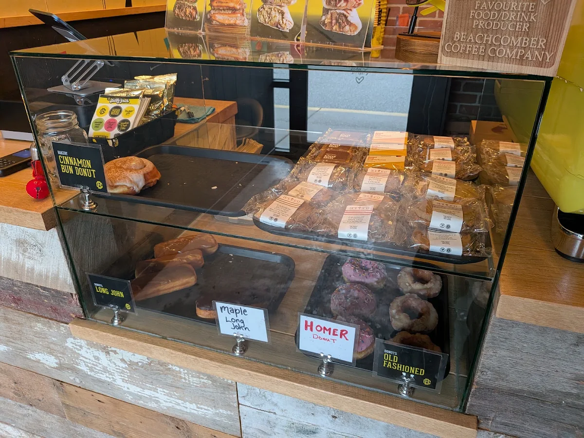 Vibe, Beachcomber Coffee - Sunnycrest Mall