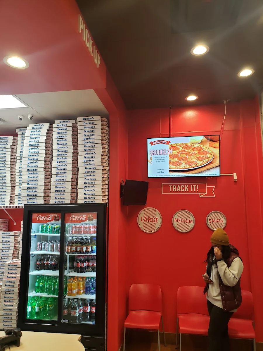 Vibe, Domino's Pizza