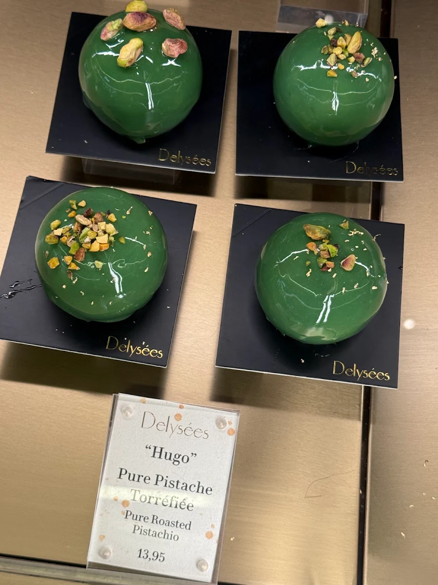 Menu, Delysées Desserts de Luxe Ltd.