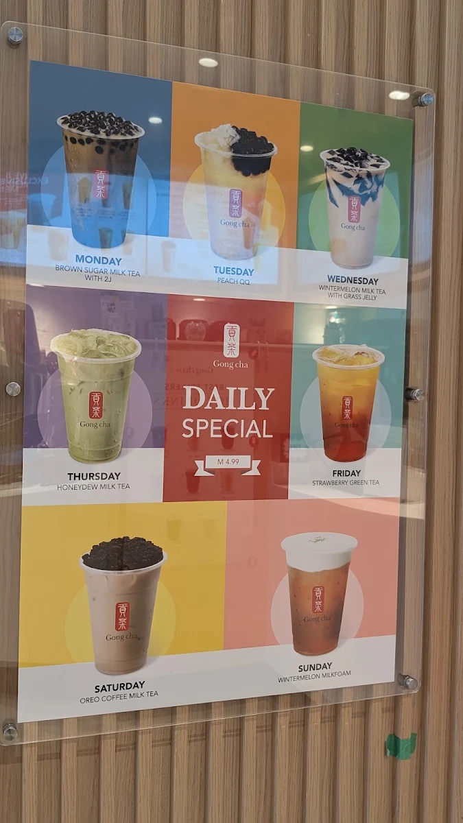 Menu, Gong cha and Arirang Hotdog Wilson