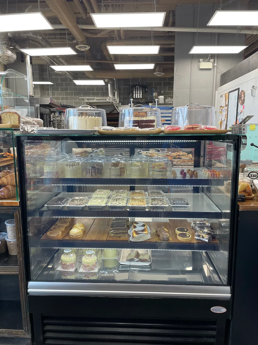 Vibe, Crust Baking Company