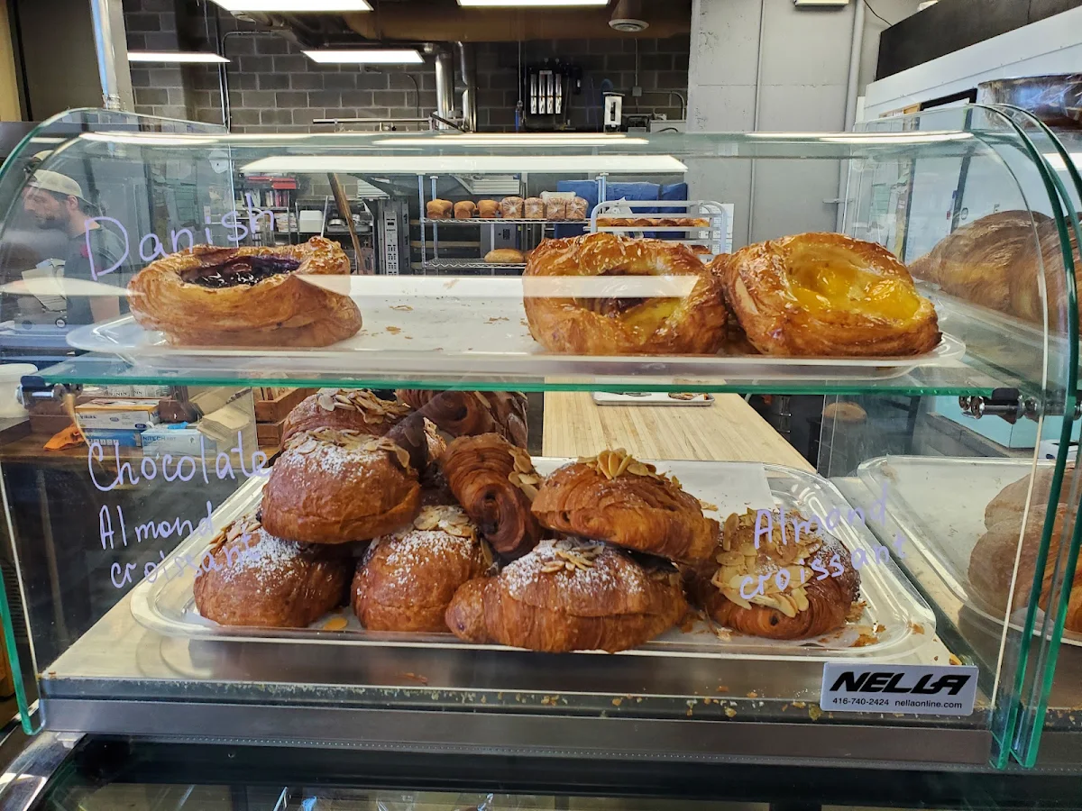 Vibe, Crust Baking Company