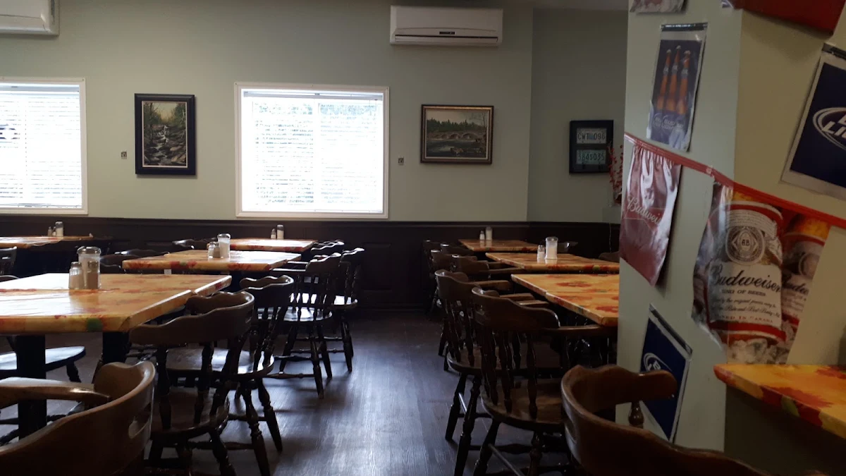 Vibe, The Side Door Family Restaurant