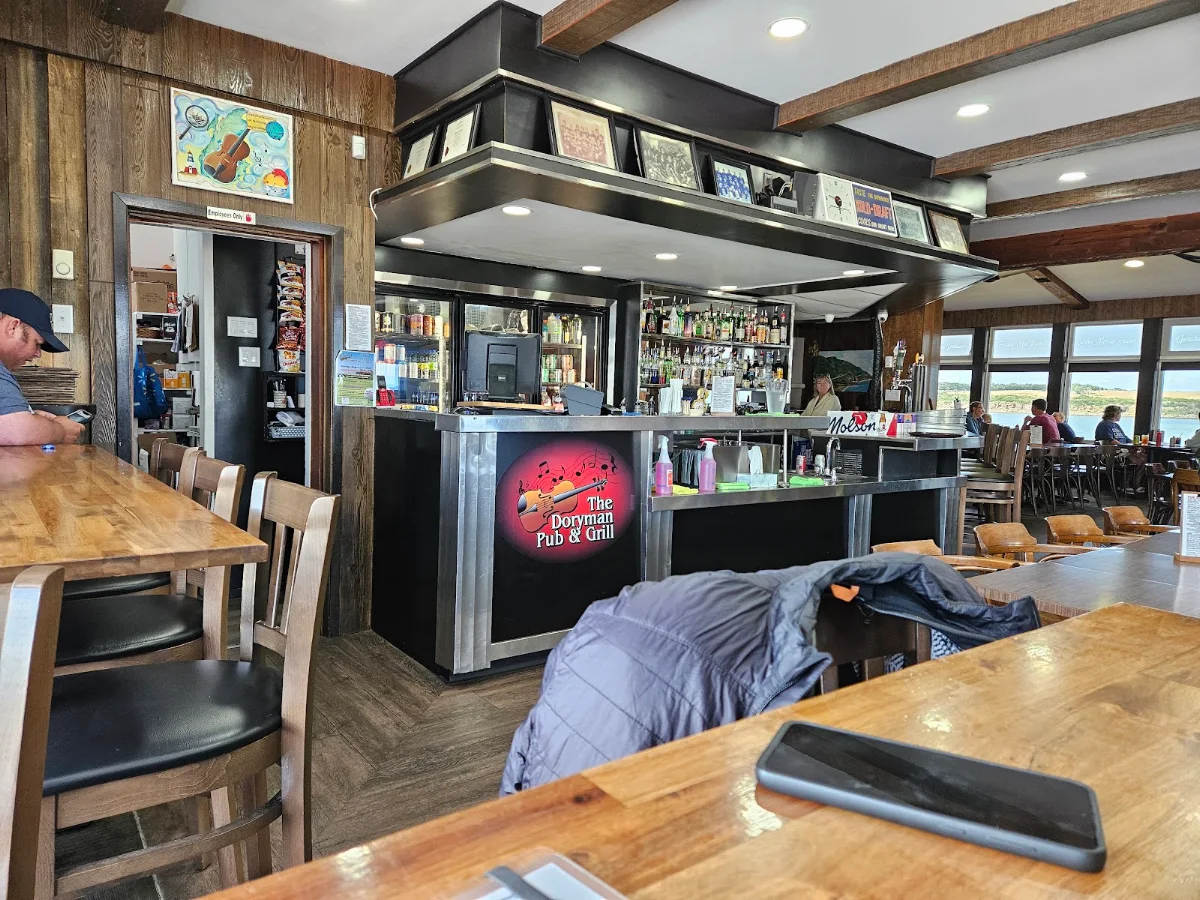 Vibe, The Doryman Pub and Grill