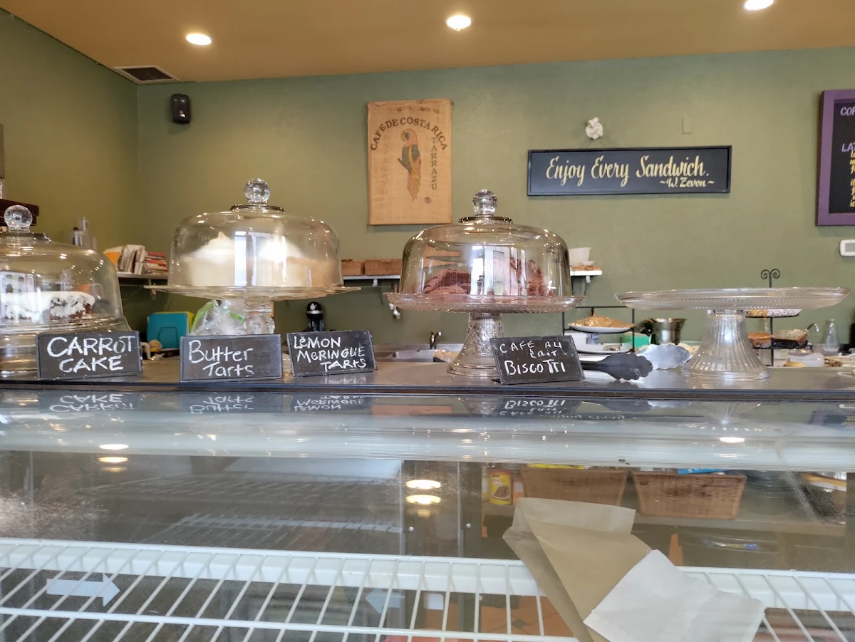Vibe, Crow City Coffee