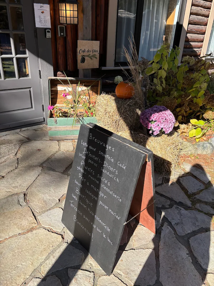 Menu, Café des Pins