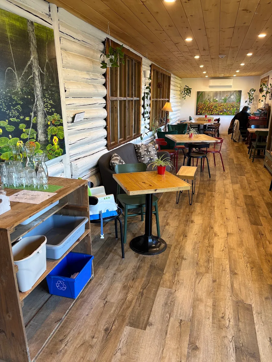 Vibe, Café des Pins