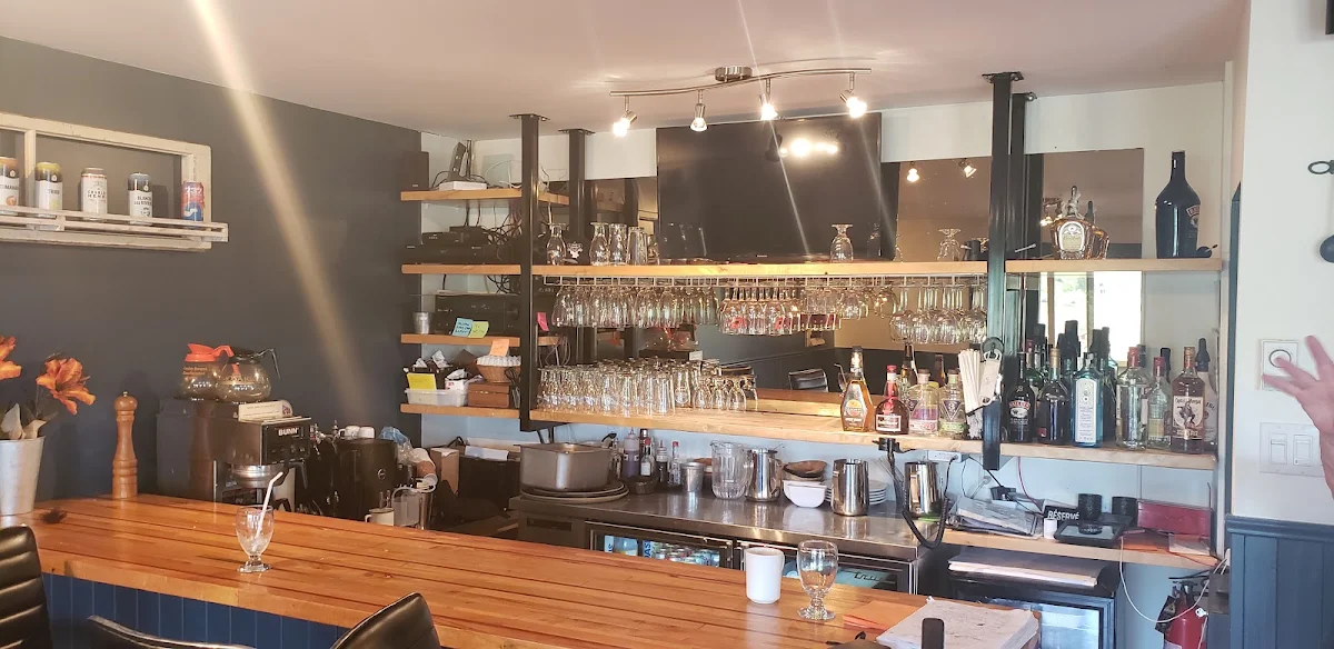 Vibe, Le Sainte-Emmélie resto-pub