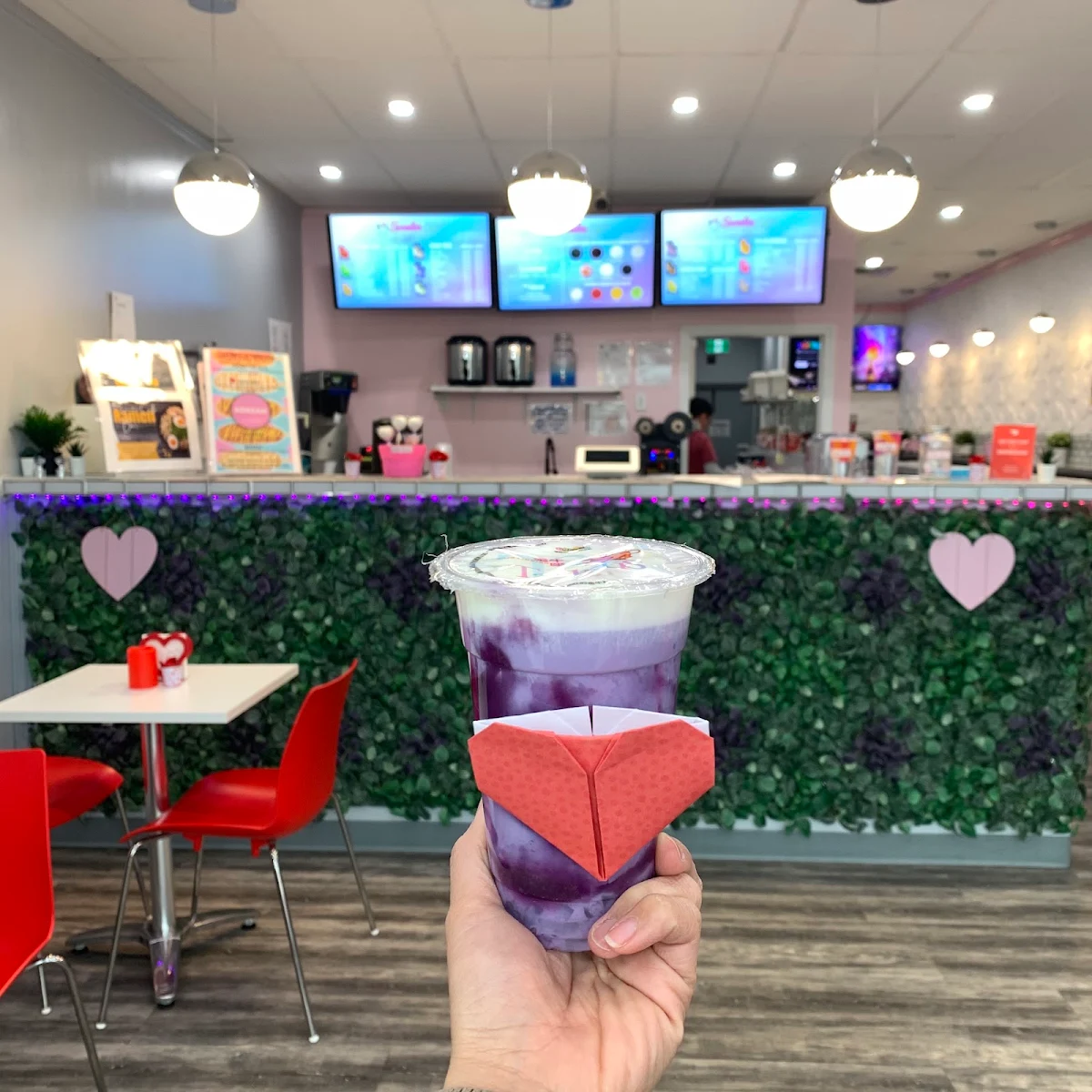 Vibe, Sweetea Cafe