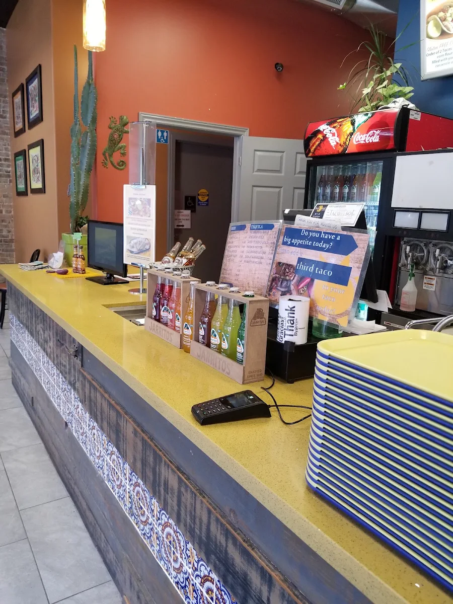 Vibe, Taco Sol (Ranvee’s Eatery)