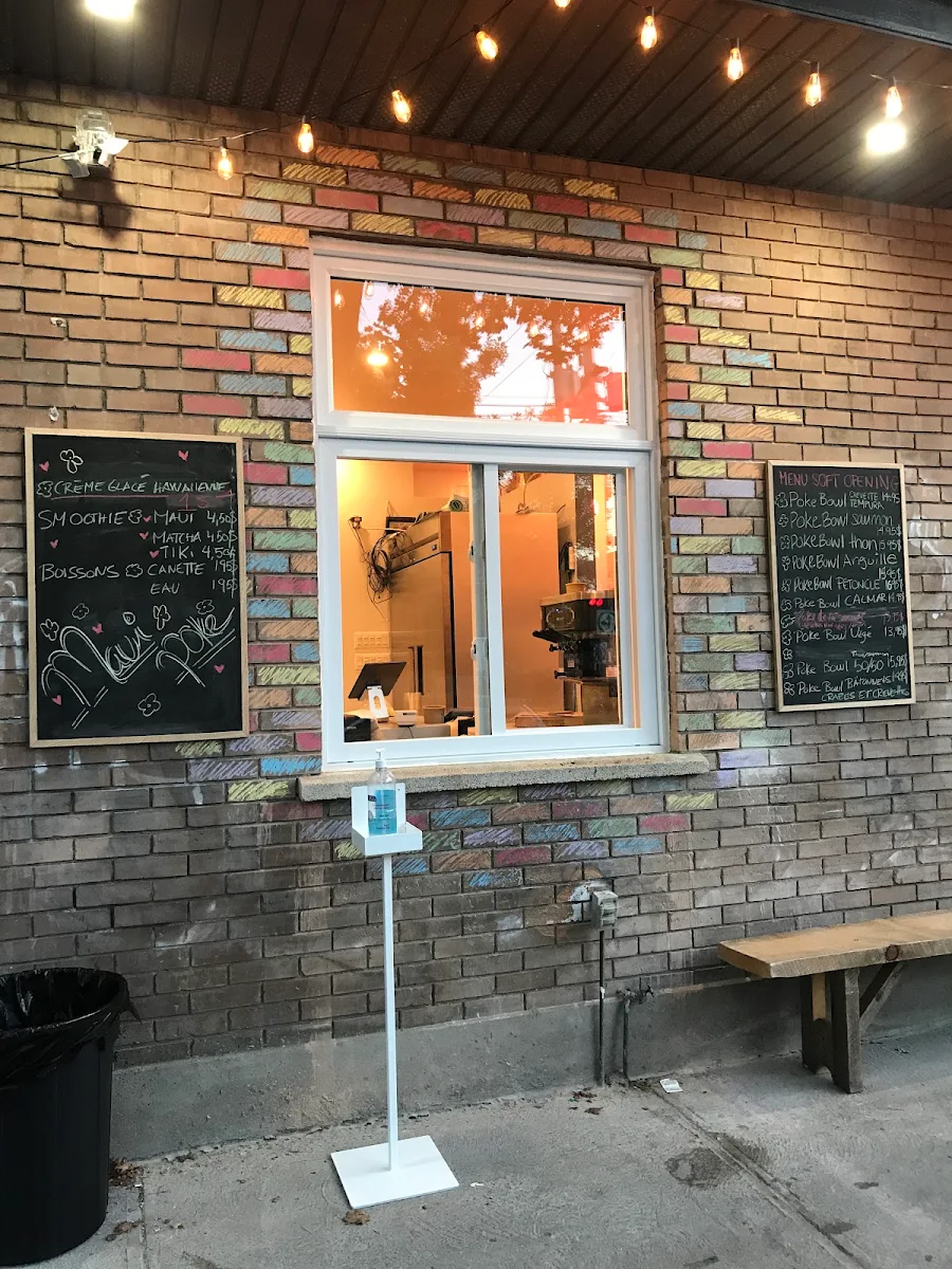 Menu, Maui Poke+Café
