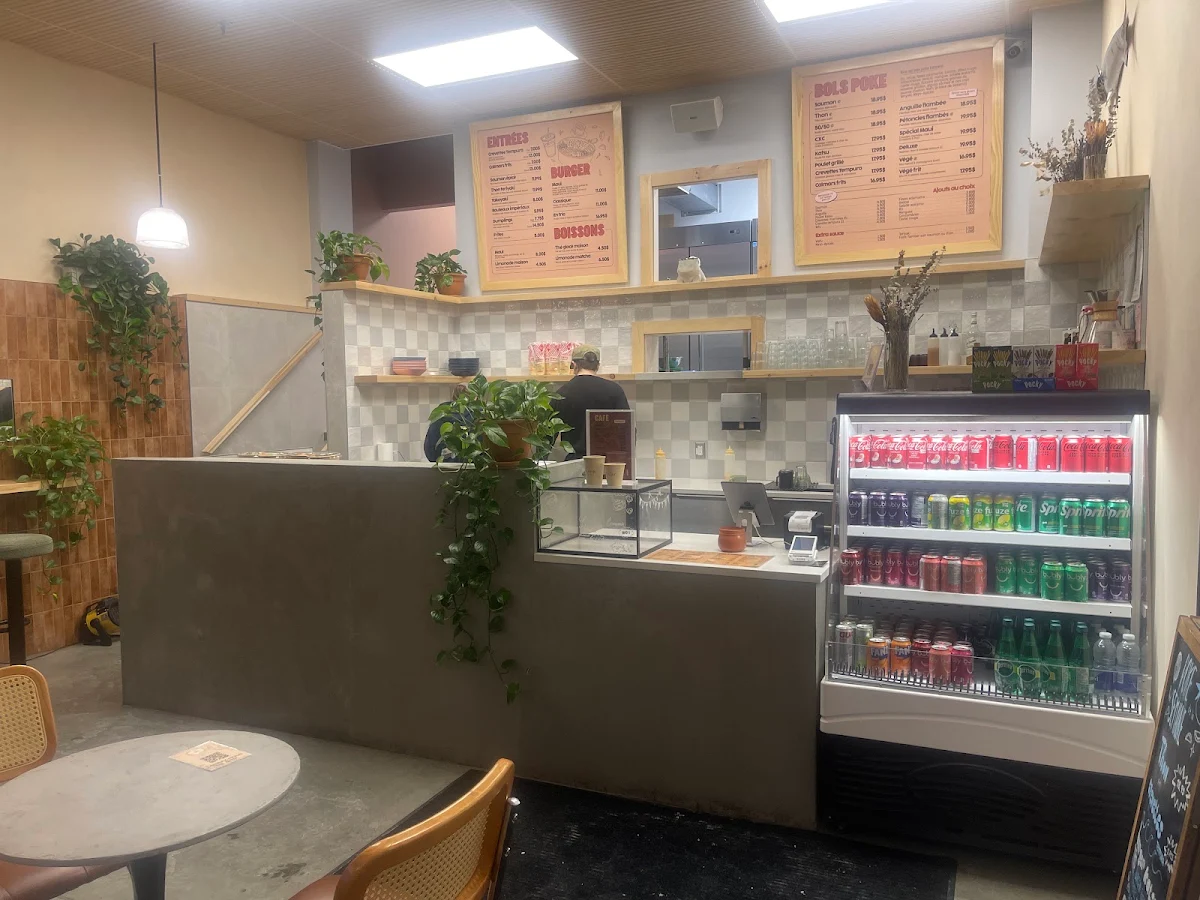 Vibe, Maui Poke+Café