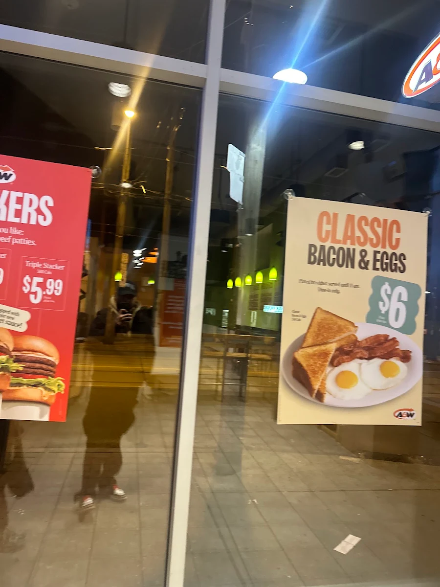Menu, A&W Canada