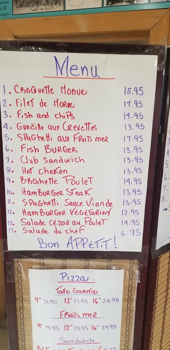 Menu, L'Hybride — café & librairie