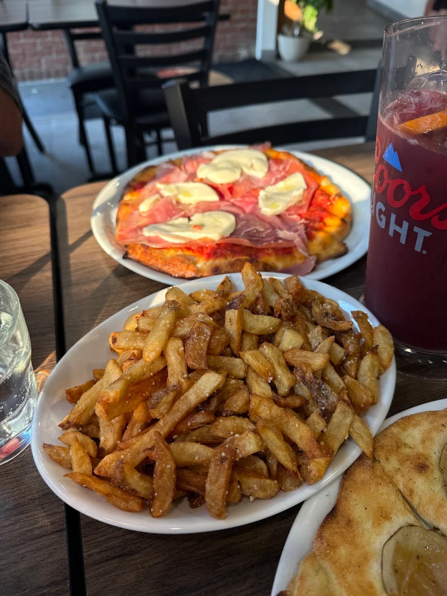 Food & drink, Ancien Four A Pizza