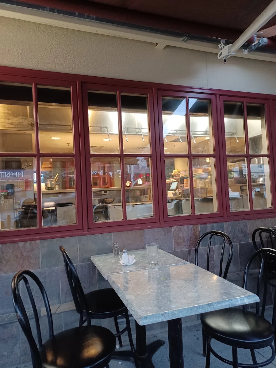 Vibe, Astoria Shish Kebob House - Danforth