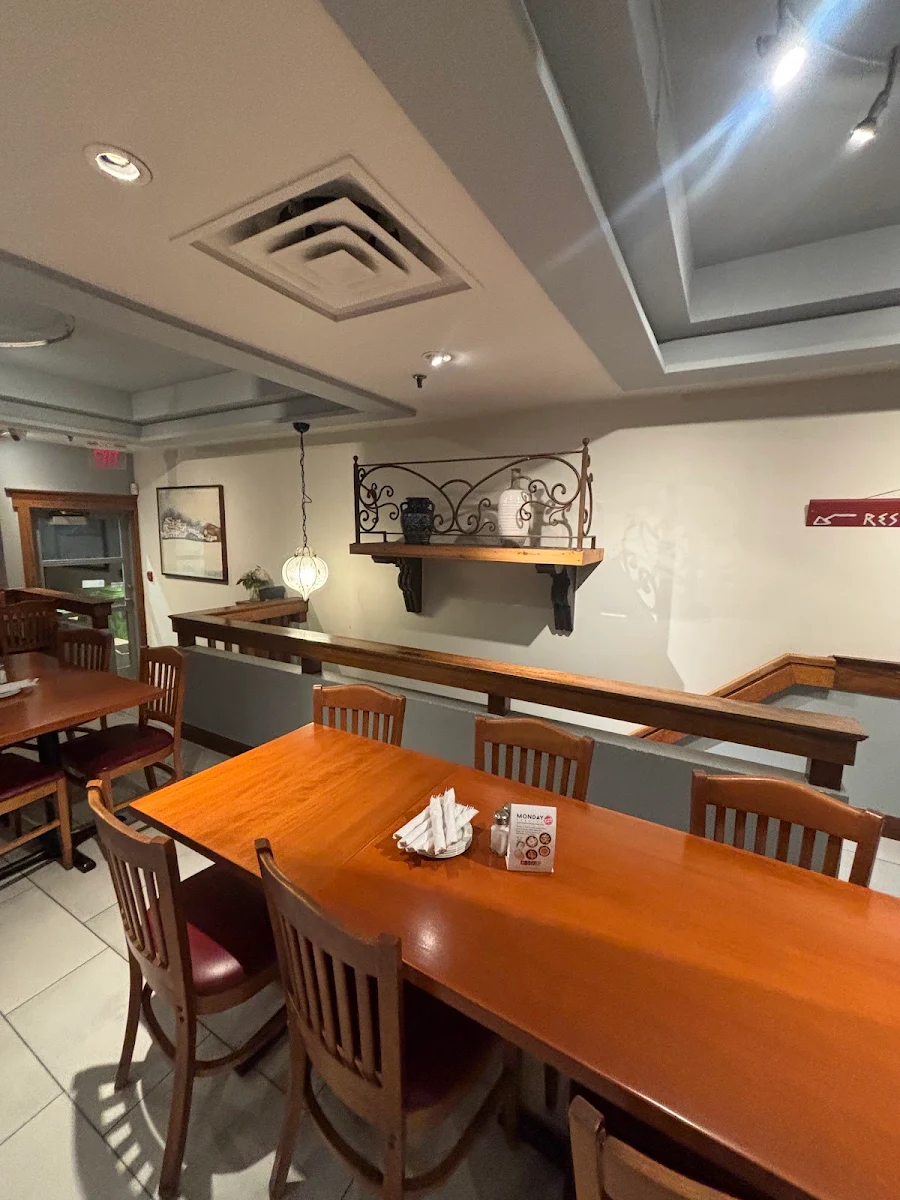 Vibe, Astoria Shish Kebob House - Danforth