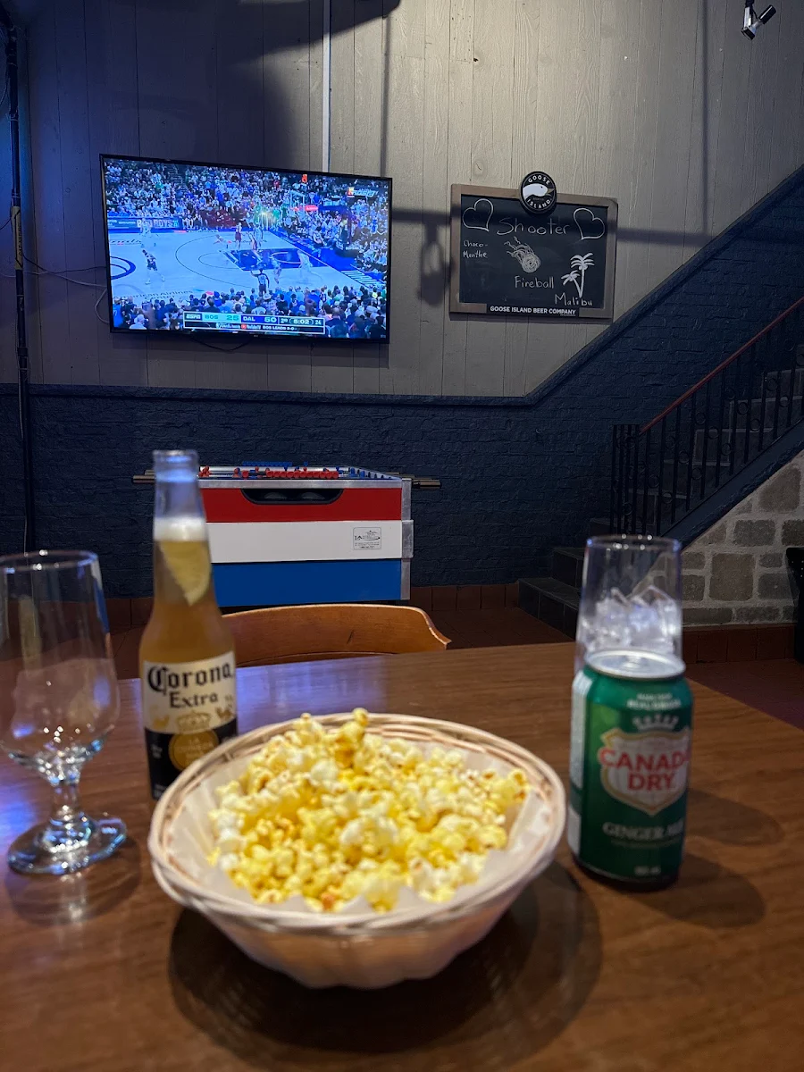 Food & drink, Pub Paré