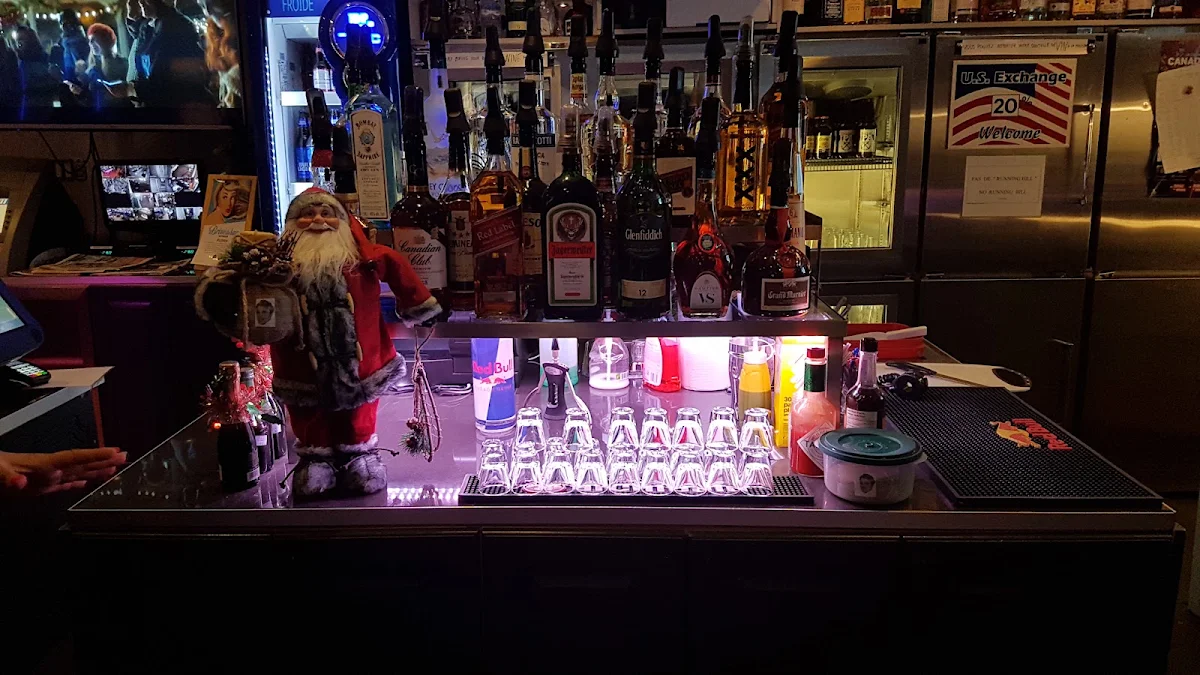 Vibe, Pub Paré