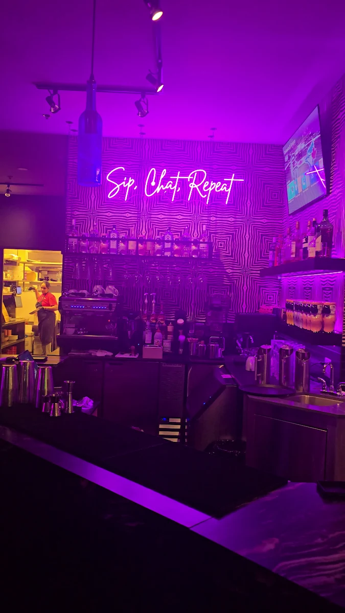 Vibe, Gupshup Social Lounge