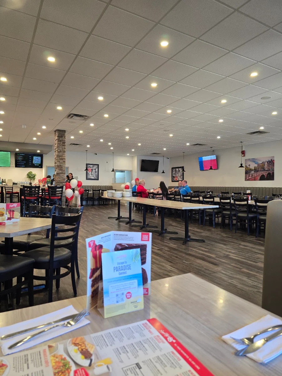 Vibe, Smitty's Restaurant & Lounge - Grande Prairie
