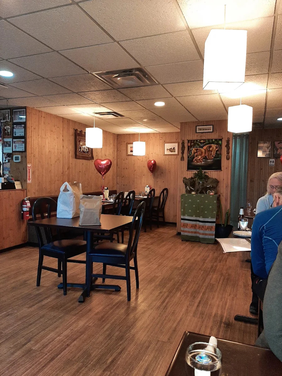 Vibe, Family Thai Restaurant