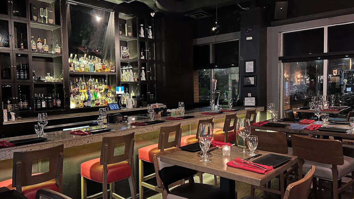 Vibe, Prime Steak + Raw Bar