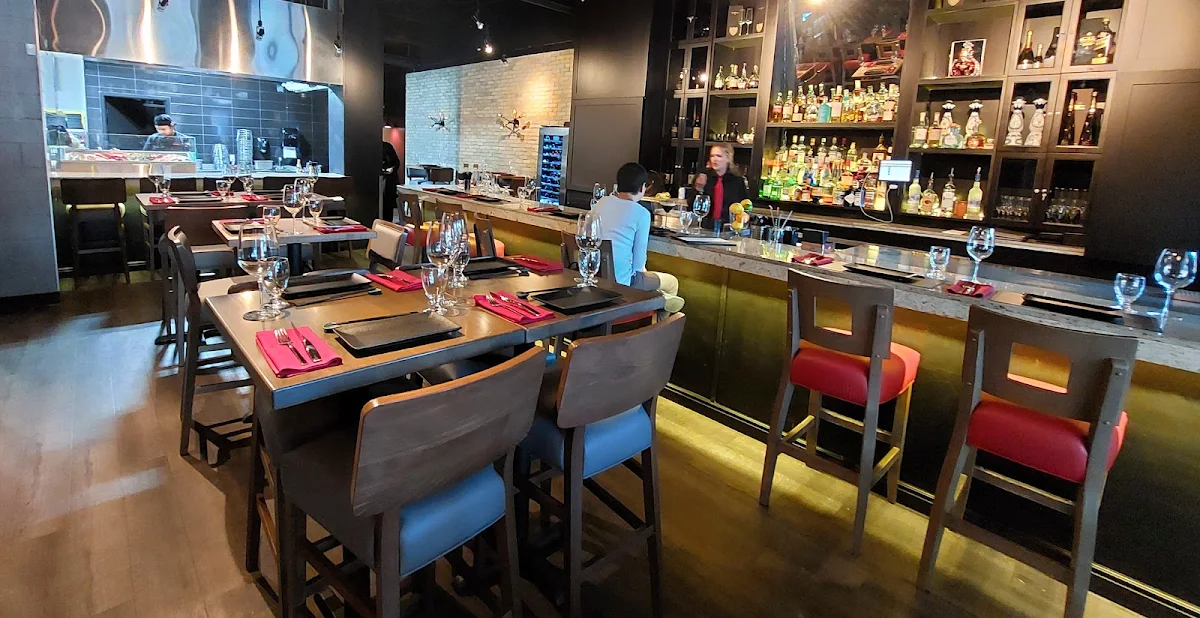 Vibe, Prime Steak + Raw Bar
