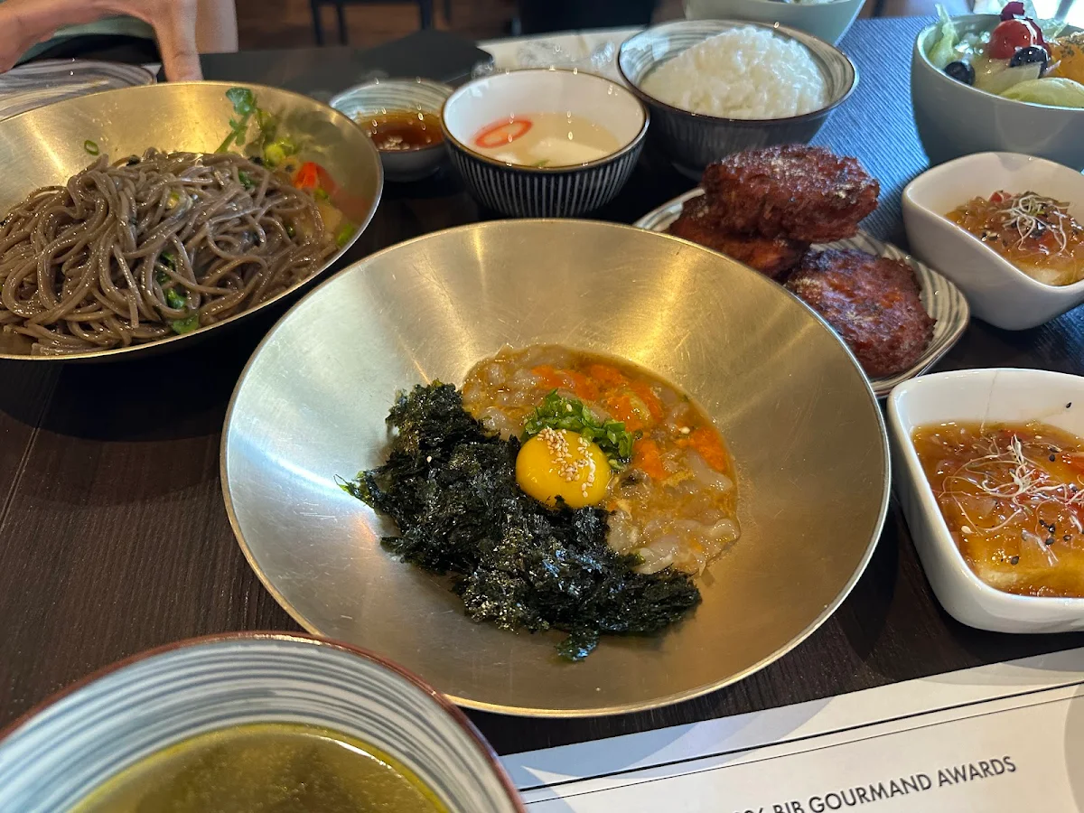 Food & drink, Gebang Sikdang