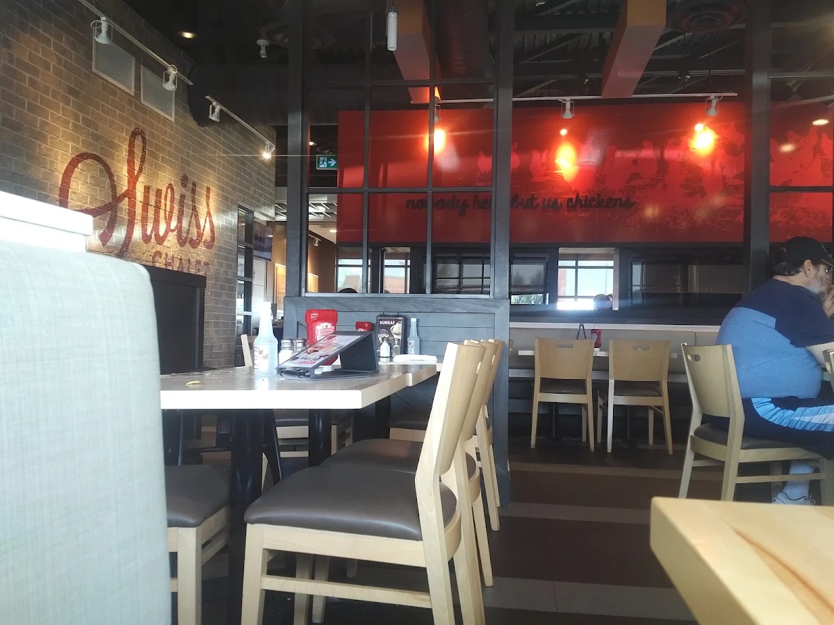 Vibe, Swiss Chalet
