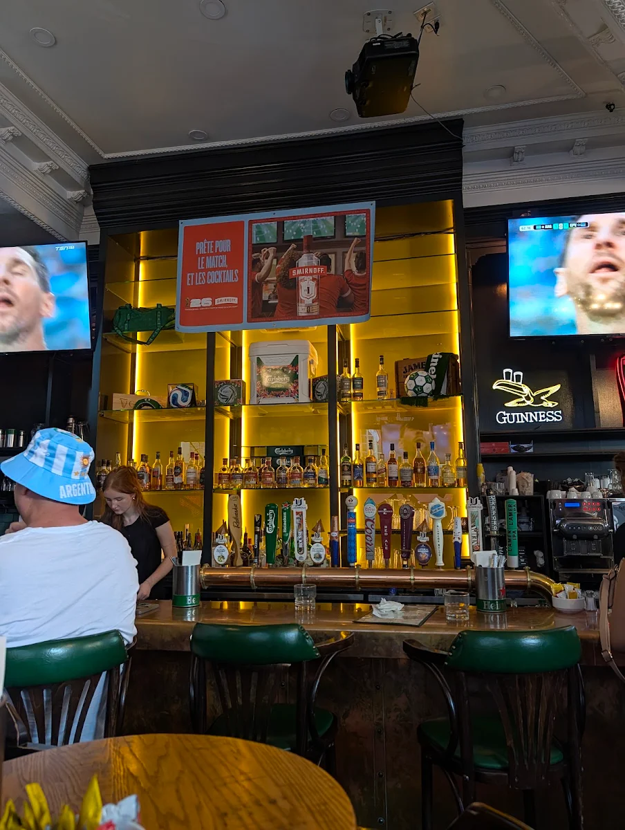 Vibe, Pub St-Patrick