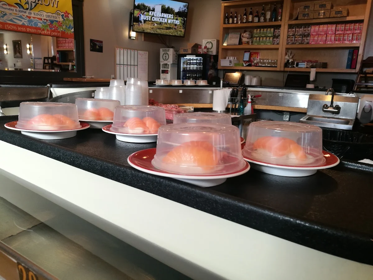 Vibe, Kinjo Sushi & Grill