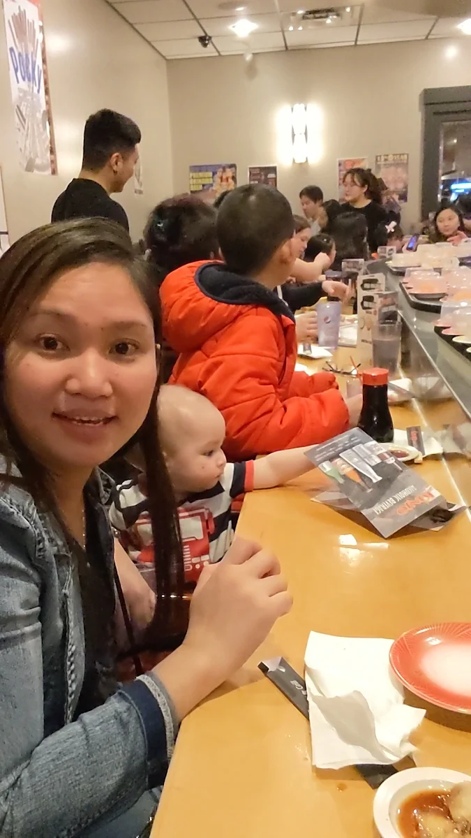 Vibe, Kinjo Sushi & Grill
