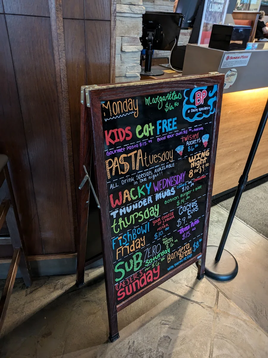 Menu, Boston Pizza