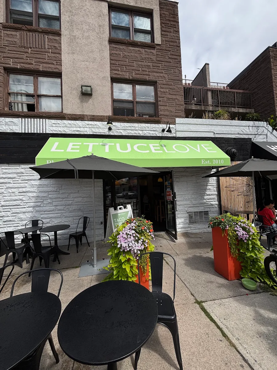 Vibe, Lettuce Love Café