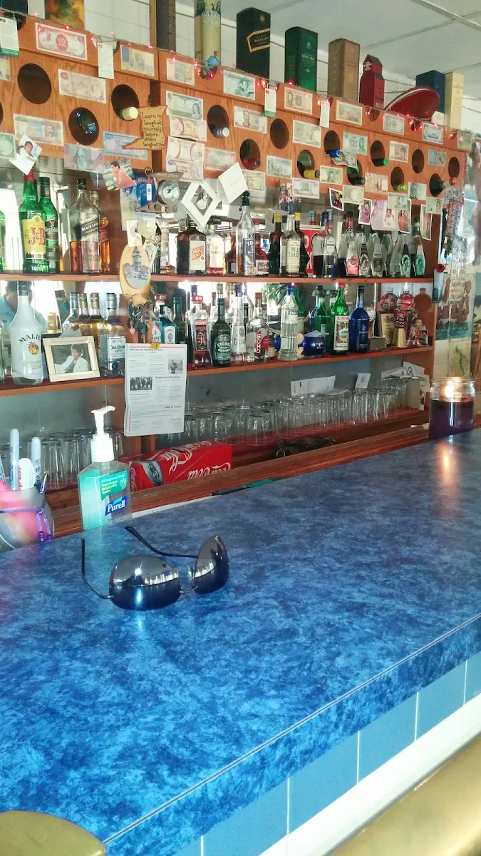 Vibe, Scarlet Ibis Family Restaurant