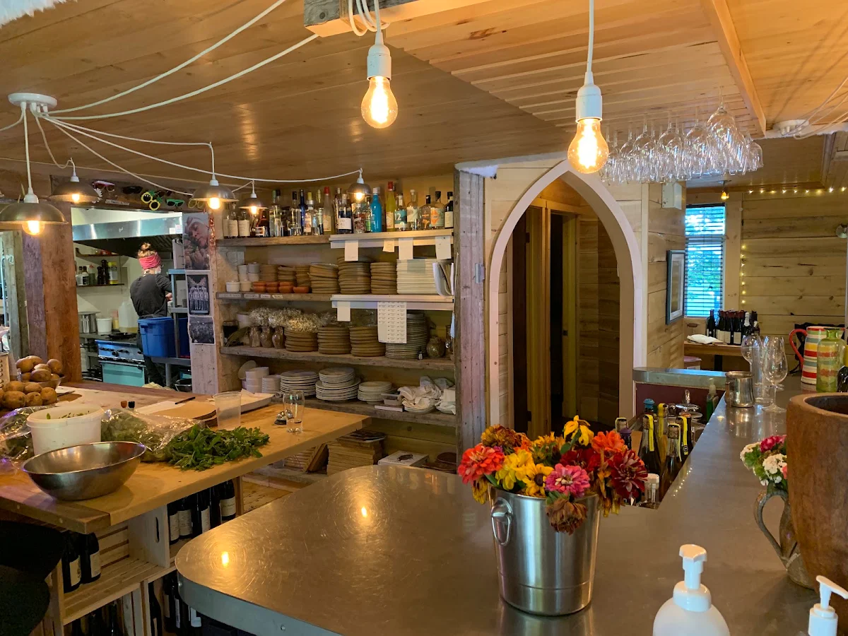 Vibe, Restaurant Chez Saint-Pierre