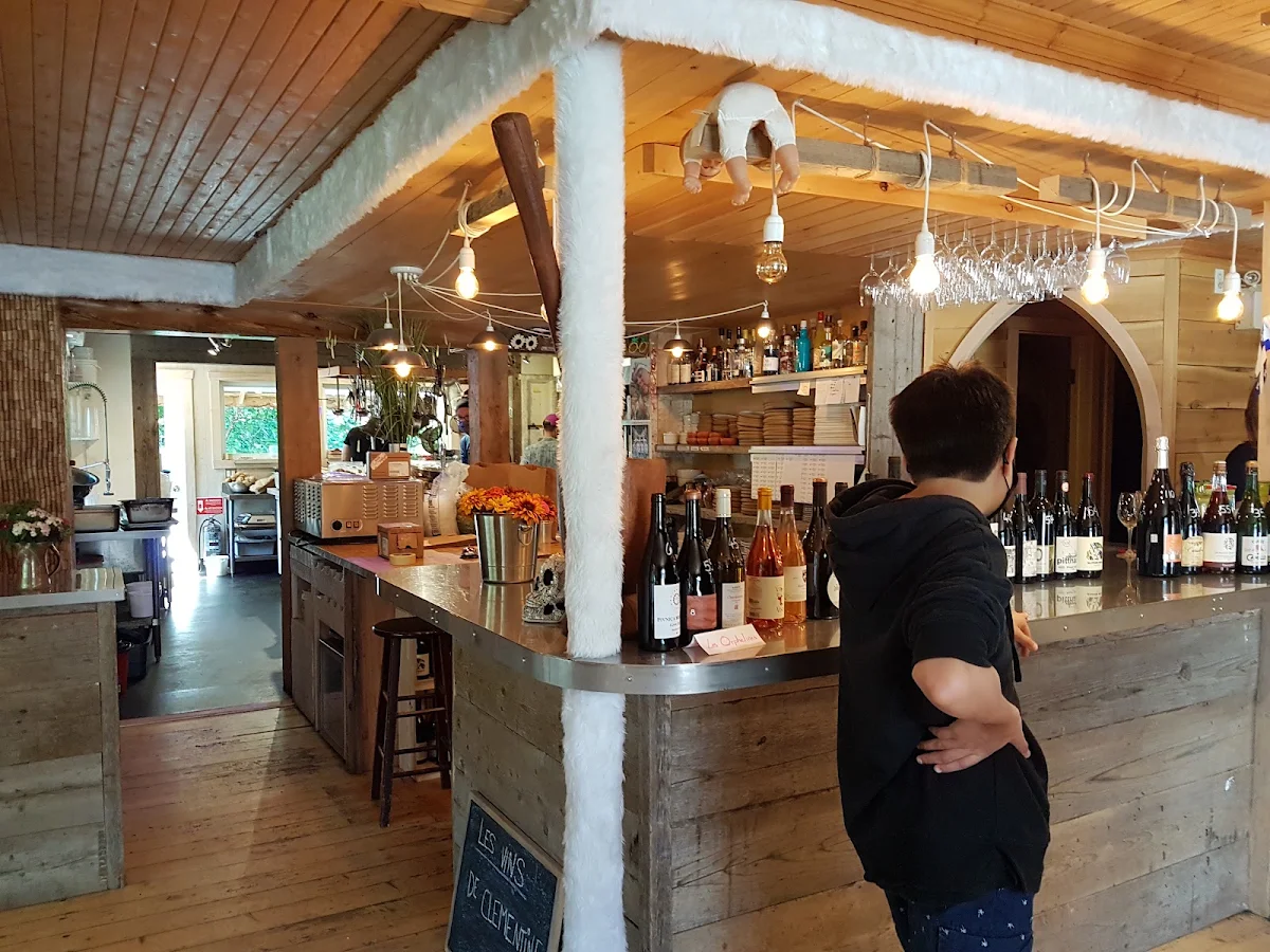 Vibe, Restaurant Chez Saint-Pierre