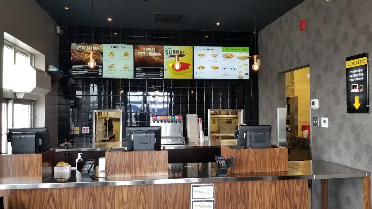 Vibe, Rôtisserie St-Hubert