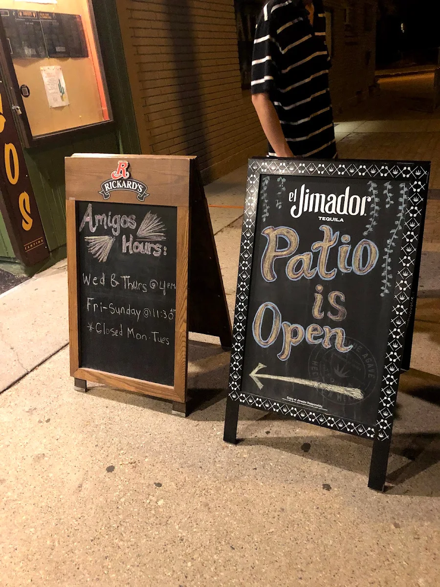 Menu, Amigos Cantina