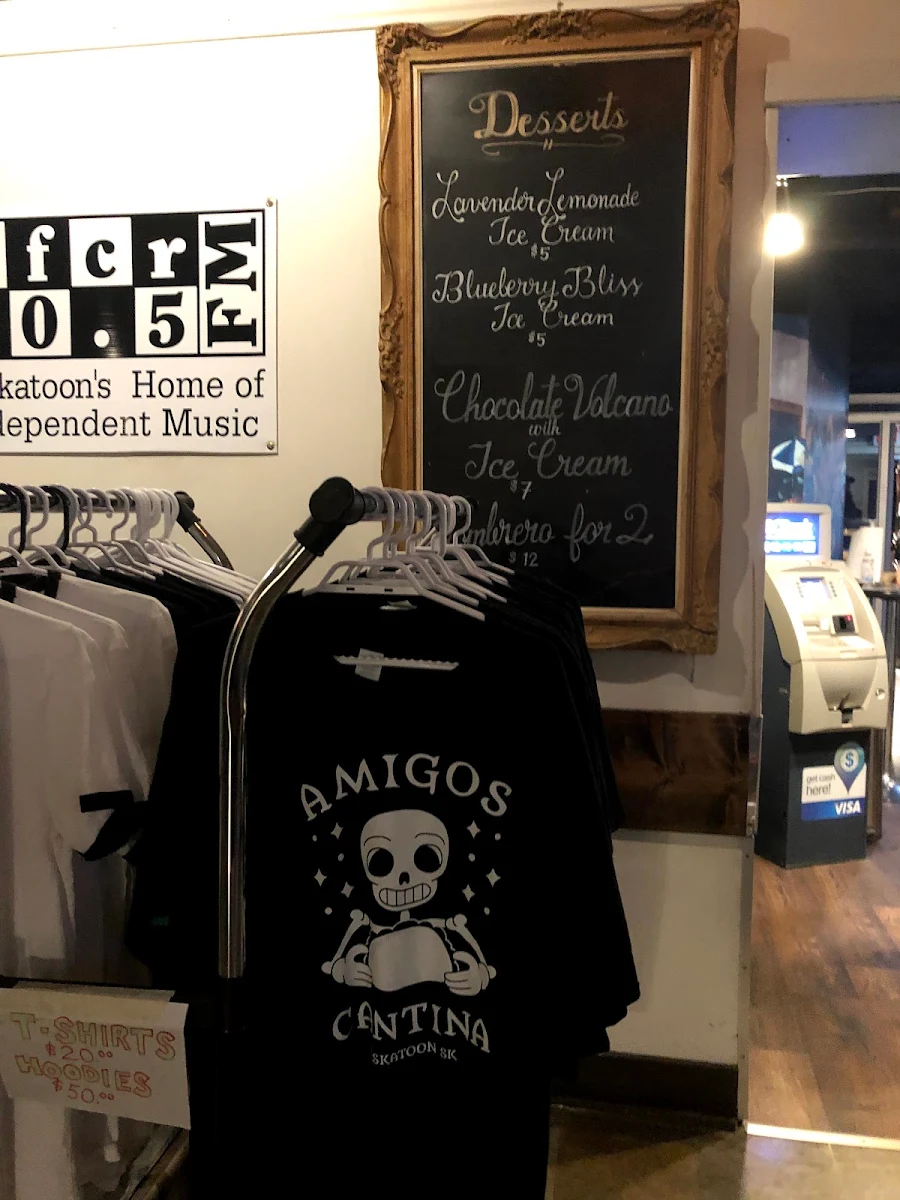 Menu, Amigos Cantina