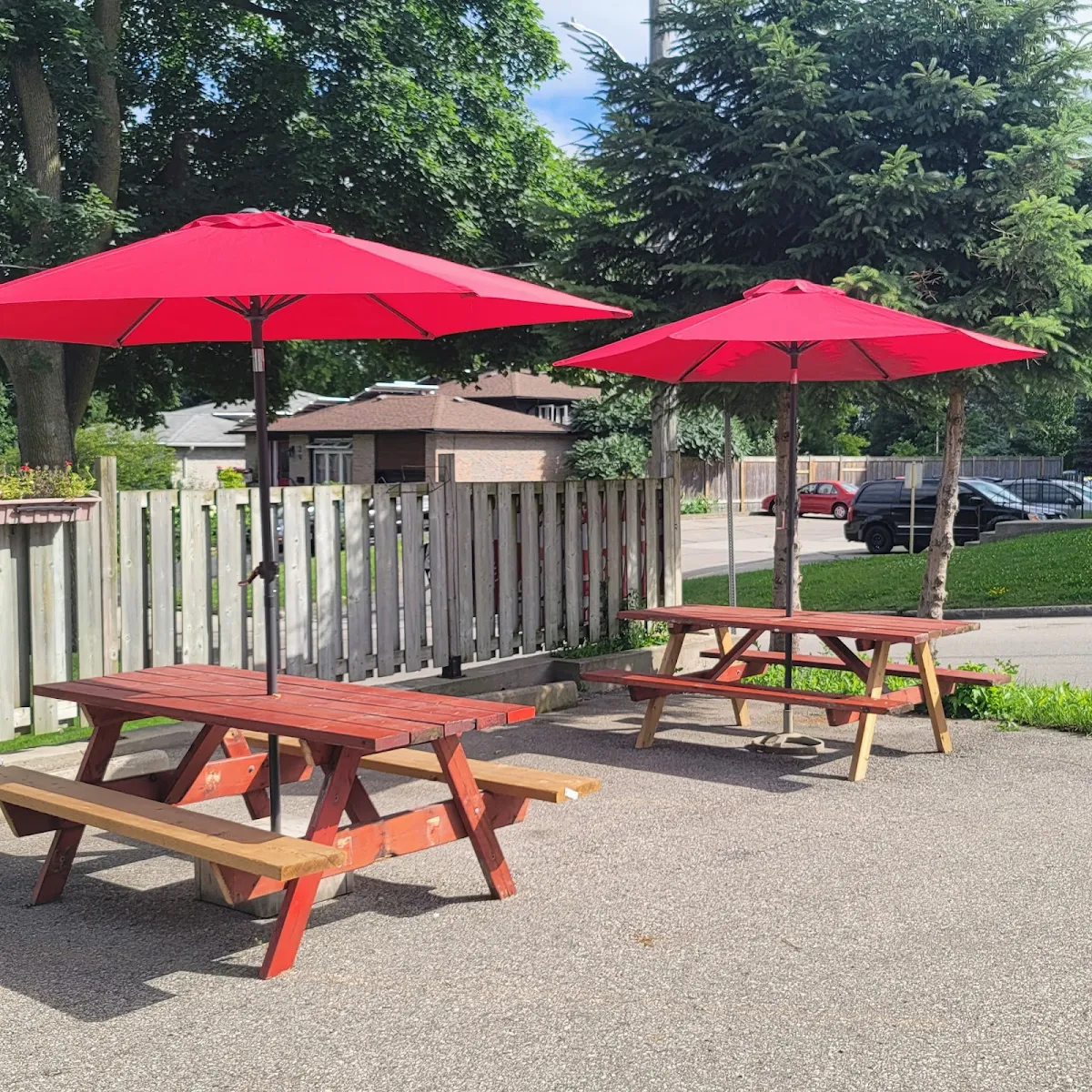 Vibe, Guelph Pizza Wings Burgers