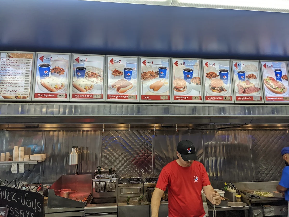 Menu, La Belle Patate Dorion