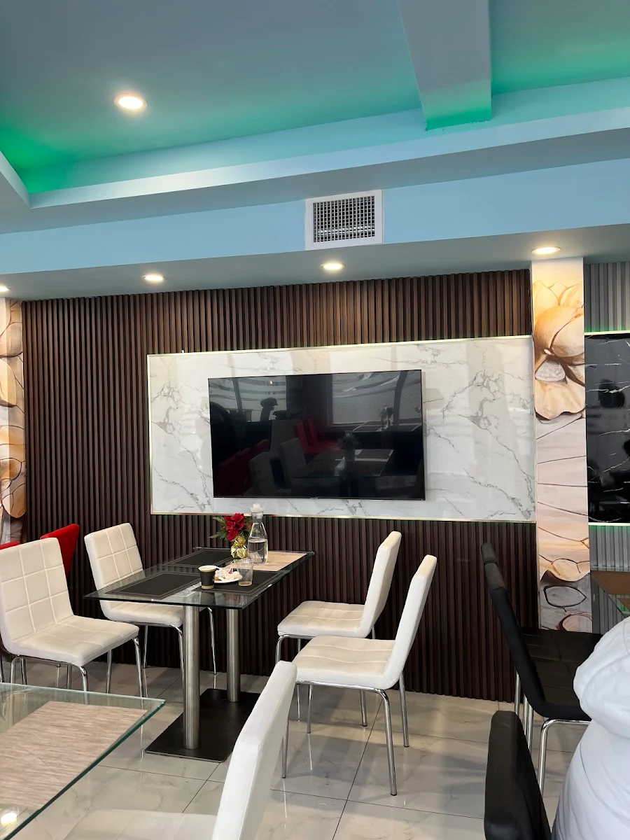 Vibe, Padma Restaurant