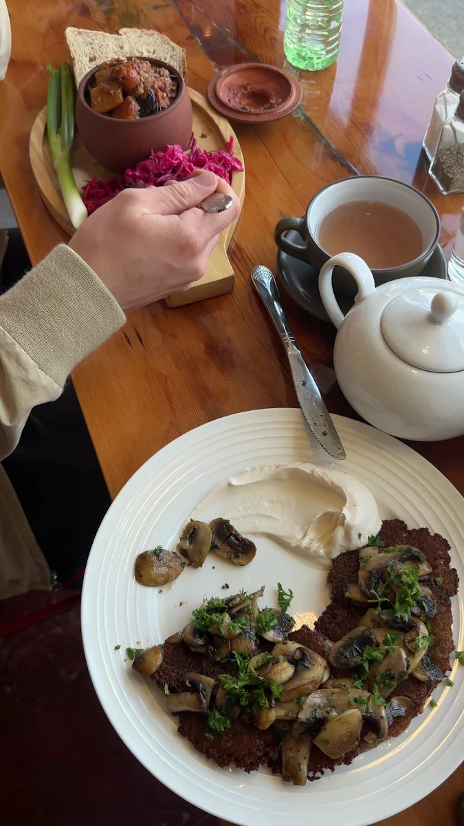 Food & drink photo 8