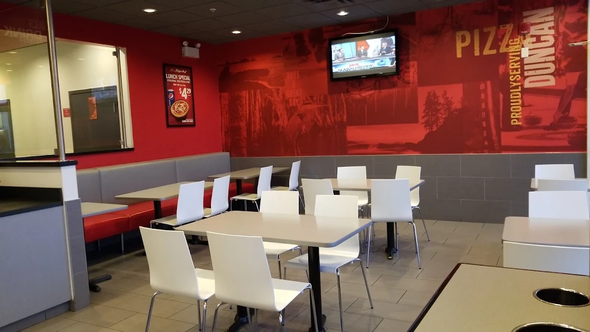 Vibe, Pizza Hut