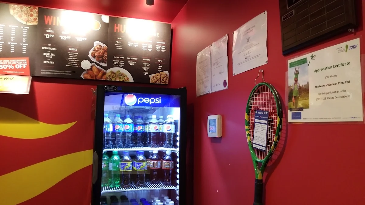 Vibe, Pizza Hut