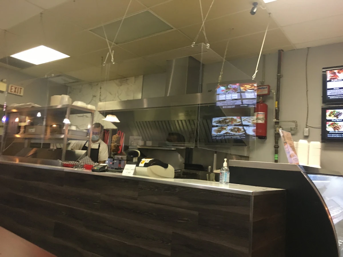 Vibe, Donair Station