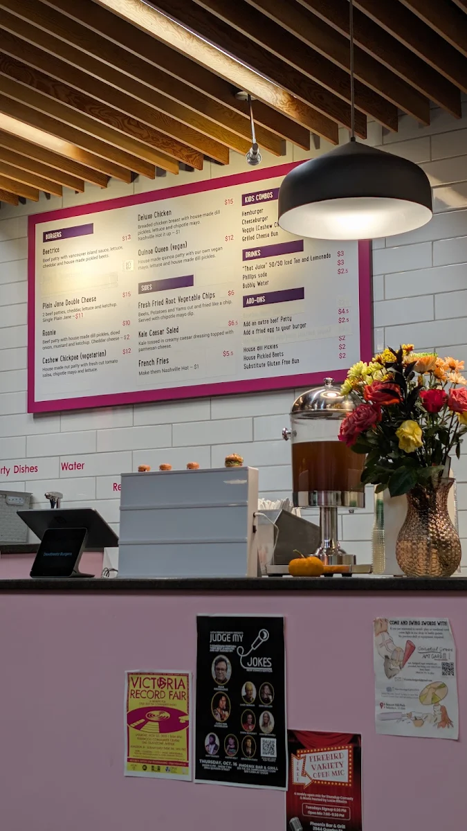 Menu, Deadbeetz Burgers