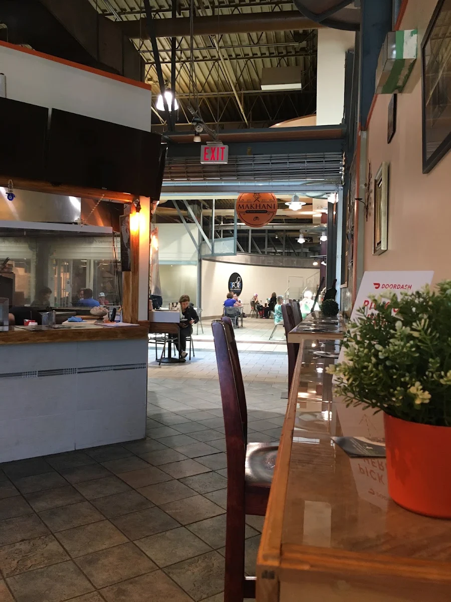 Vibe, Makhani Indian restaurant